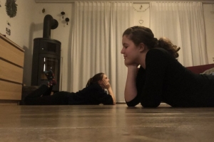 Joana Trees und Vienna Merz.jpg