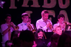 Band 16 bea.jpg