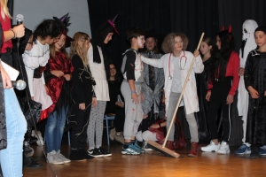 Halloweenparty (18).JPG
