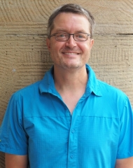 Andreas Rupprecht - Schueler experimentieren.JPG