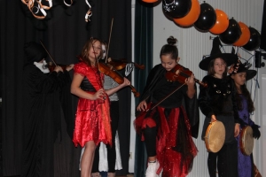 Halloweenparty (11).JPG