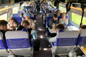 Müde im Bus.jpg
