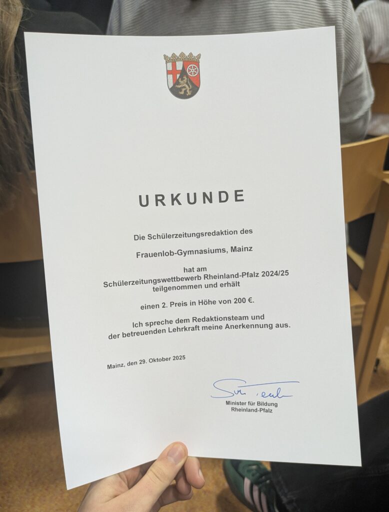 Totalaufnahme der Urkunde.